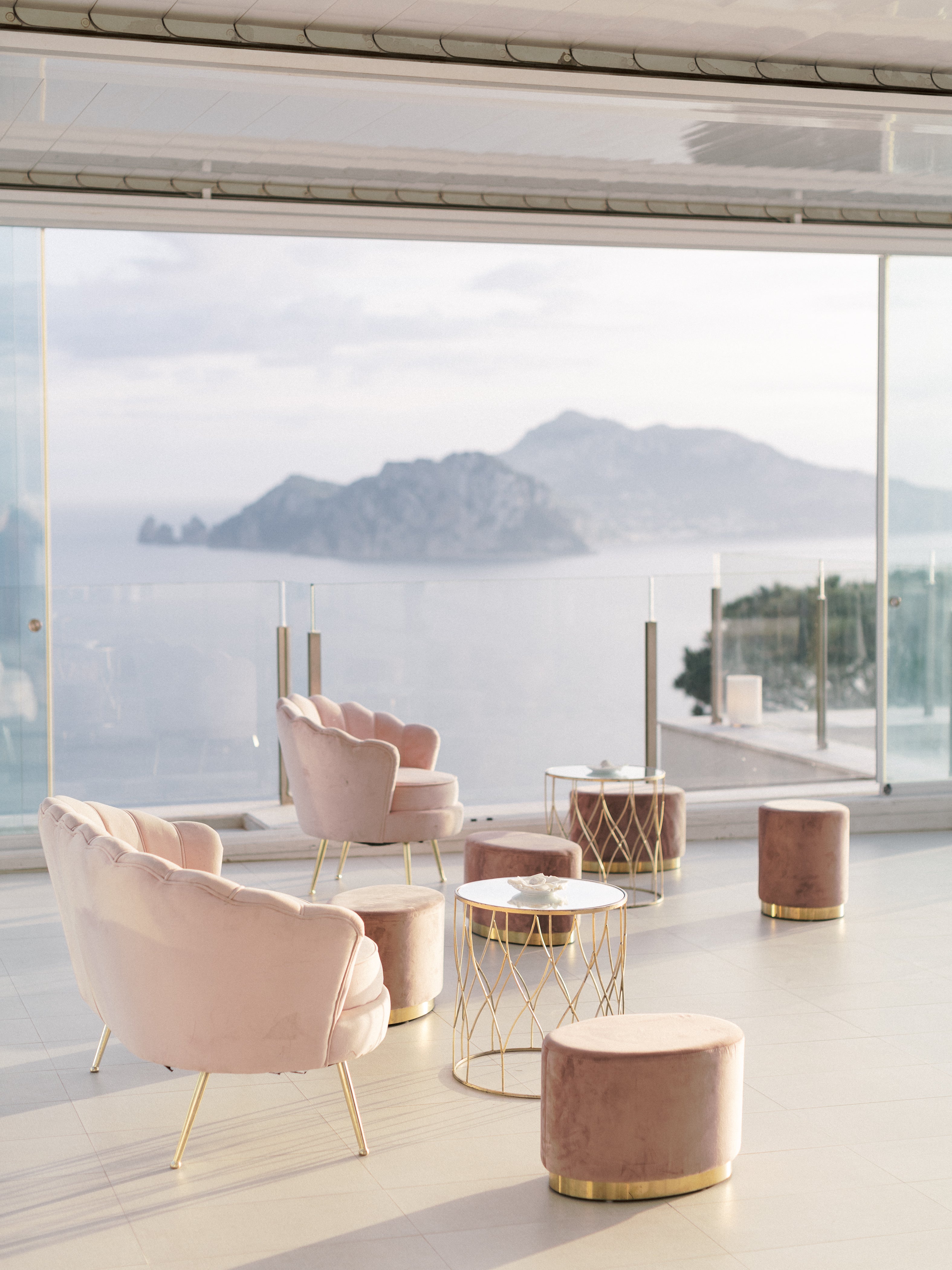 POLTRONA CONCHIGLIA VELLUTO ROSA