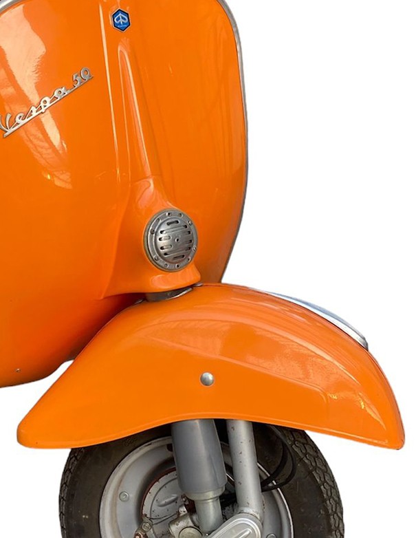 VESPA 50 D'EPOCA ARANCIONE