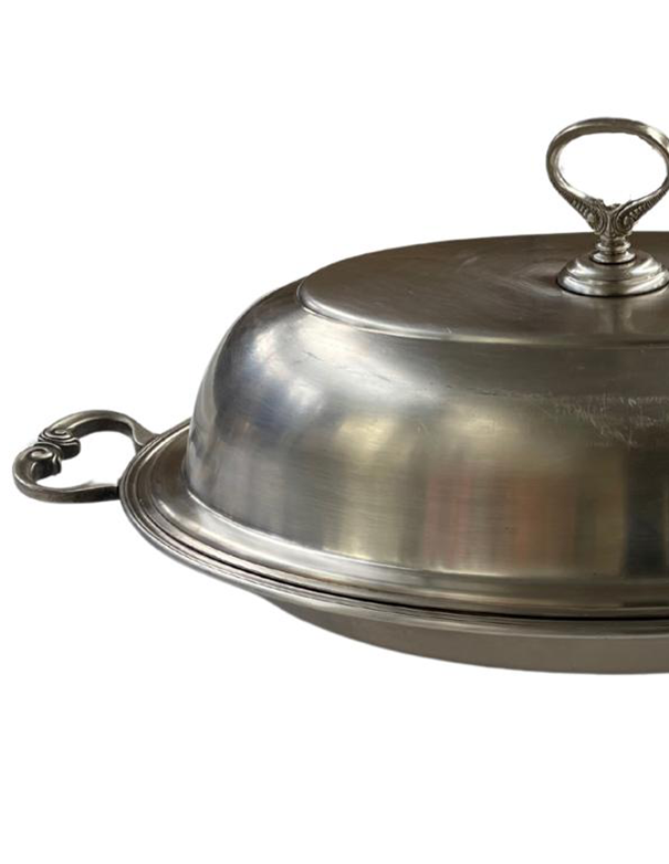 CLOCHE OVALE ARGENTO CON MANICI RICAMATI