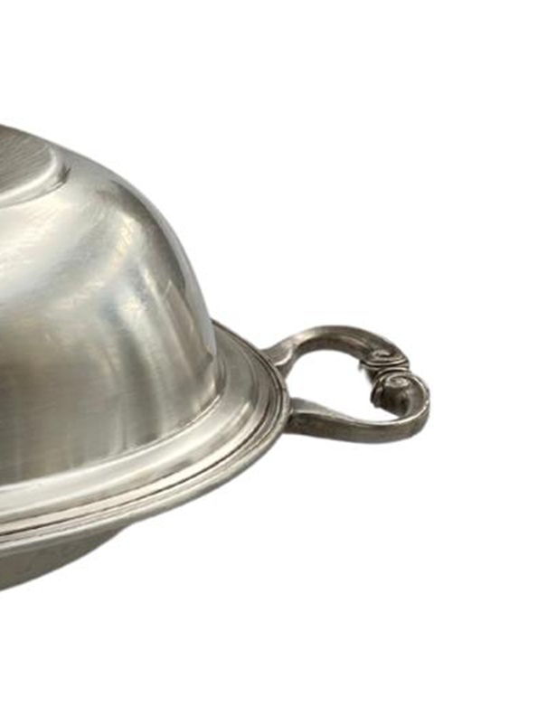 CLOCHE OVALE ARGENTO CON MANICI RICAMATI