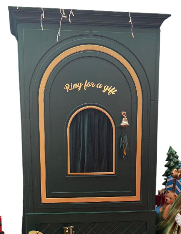 BACKDROP RING FOR A GIFT
