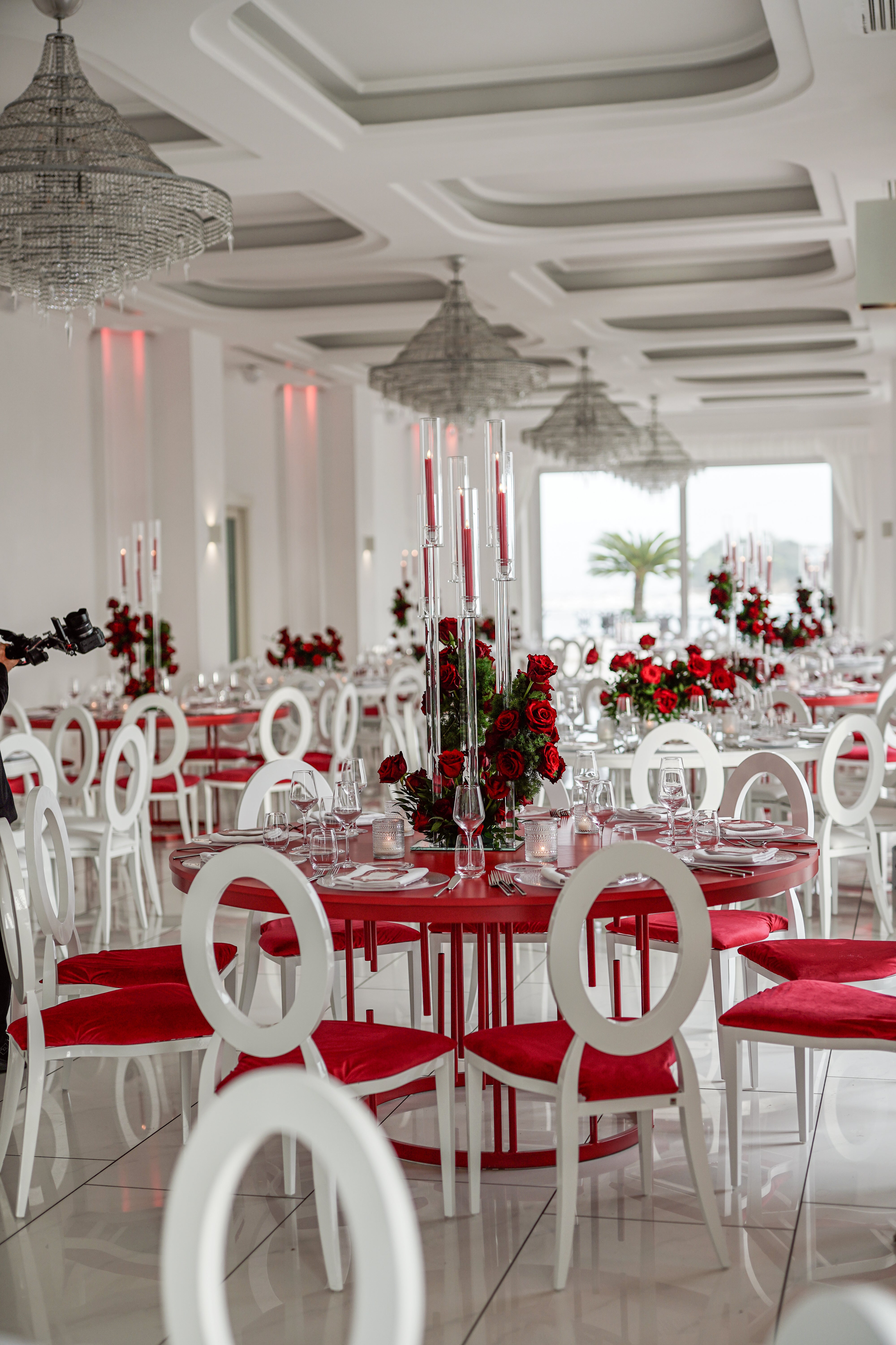 TAVOLO DESIGN ROSSO