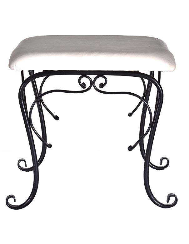 POUF IN FERRO BATTUTO NERO CON CUSCINO BIANCO